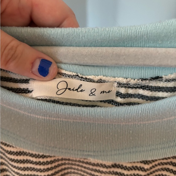 Mixed pattern 3/4 length sleeve  boat neck top - Picture 3 of 6